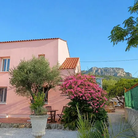 Villa Les Bonnes Herbes --- Rez-de-villa *