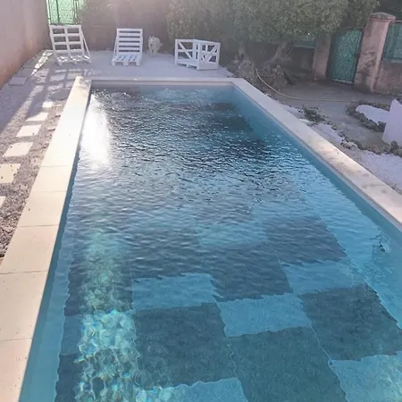 Les Bonnes Herbes --- Rez-de-villa Villa Toulon